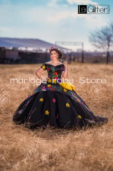 Traditsiooniliselt Mehhiko Charro Quinceanera Kleidid Maha Õlal Lille Tikand Korsett Vestido pra festa de 15 anos debutante